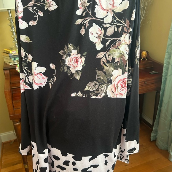 Euc size 3x. Cute sliming Nanu - Picture 2 of 3